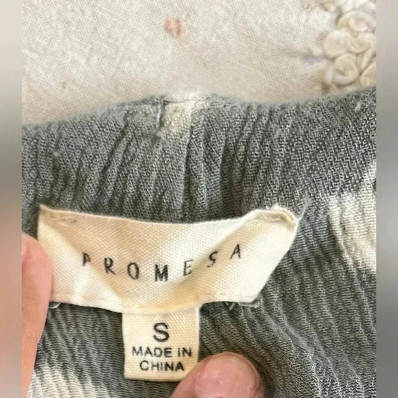 Promesa Sleeveless Boho Casual Female Jumpsuit - Picture 5 of 6